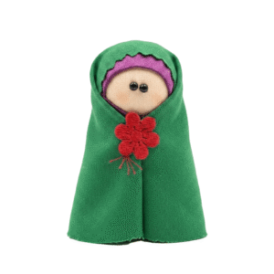 عروسک پارچه ای دست ساز نرگس با چادر سبز
